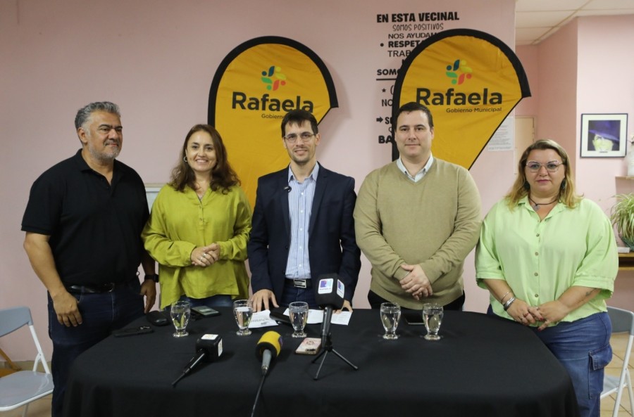 El intendente Leonardo Viotti present&oacute; oficialmente el programa &laquo;La Muni en tu Barrio&raquo;,