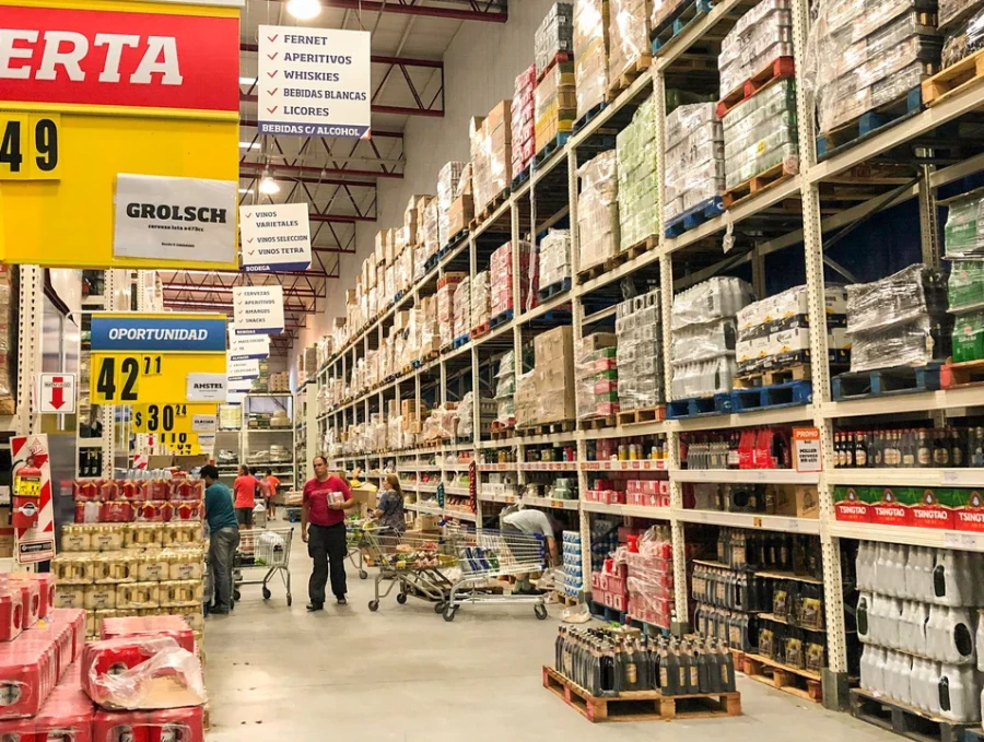 Supermercados mayoristas con descuentos.