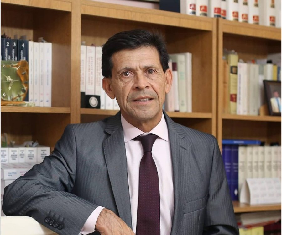 El director del Taller de Litigaci&oacute;n Oral de la UCA, Dr. N&eacute;stor Oro&ntilde;o, coordinar&aacute; el simulacro del juicio por jurados en Rafaela.
