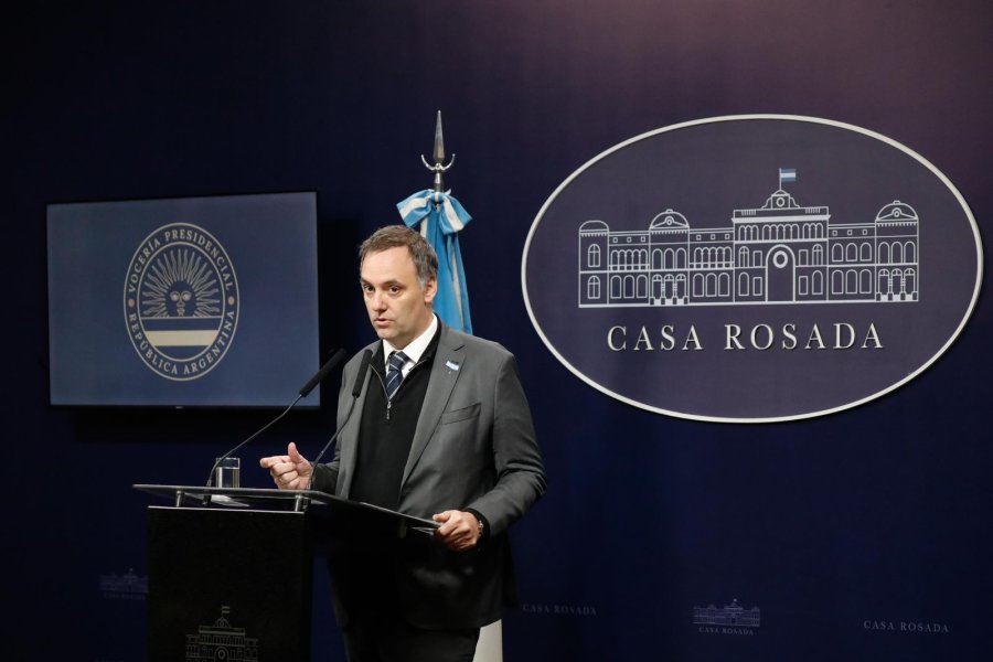RECORTE. "Con esta medida, el ente se encargar&aacute; de garantizar todos los derechos humanos y no de defender un sector ideol&oacute;gico partidario", sostuvo el vocero Manuel Adorni.