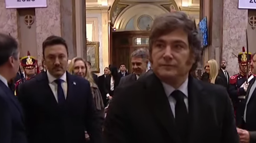 Milei evit&oacute; saludar a Jorge Macri y a Villarruel en su ingreso al Tedeum.