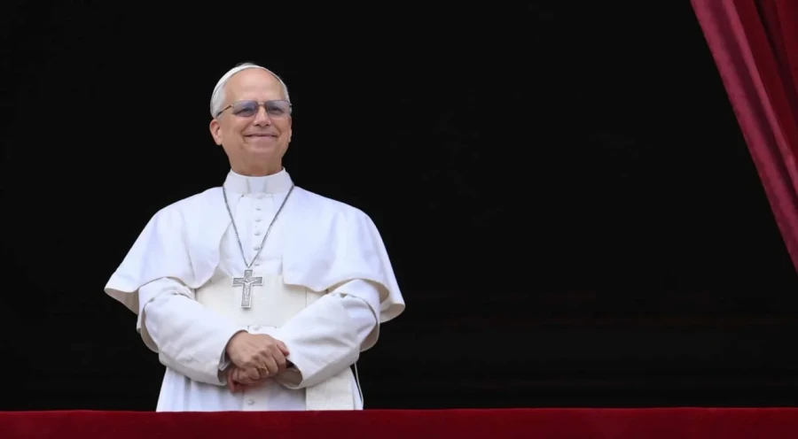 El papa Le&oacute;n XIV rez&oacute; su primer Regina Coeli.