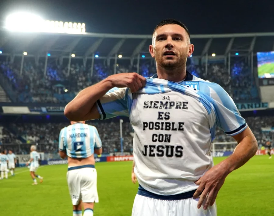 GOLEADOR. Adri&aacute;n "Maravilla" Martinez.