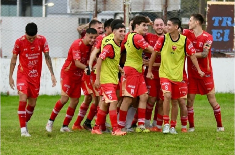 MISION. Debe ganar el domingo.