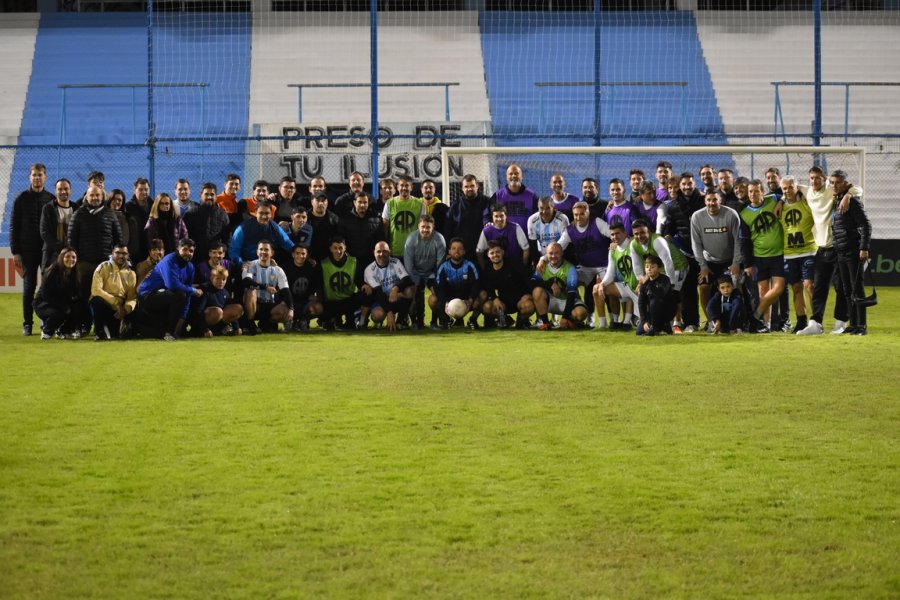 ATL&Eacute;TICO DE RAFAELA. / Sponsors, miembros del Consejo Directivo, colaboradores, ex jugadores, integrantes del cuerpo t&eacute;cnico y autoridades municipales, participaron del Sponsor Day 2025