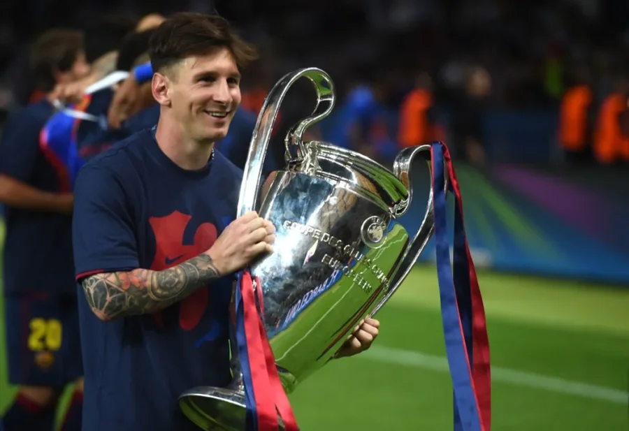 Lionel Messi conquist&oacute; cuatro veces el certamen, siendo el tercer jugador argentino m&aacute;s ganador del mismo.
