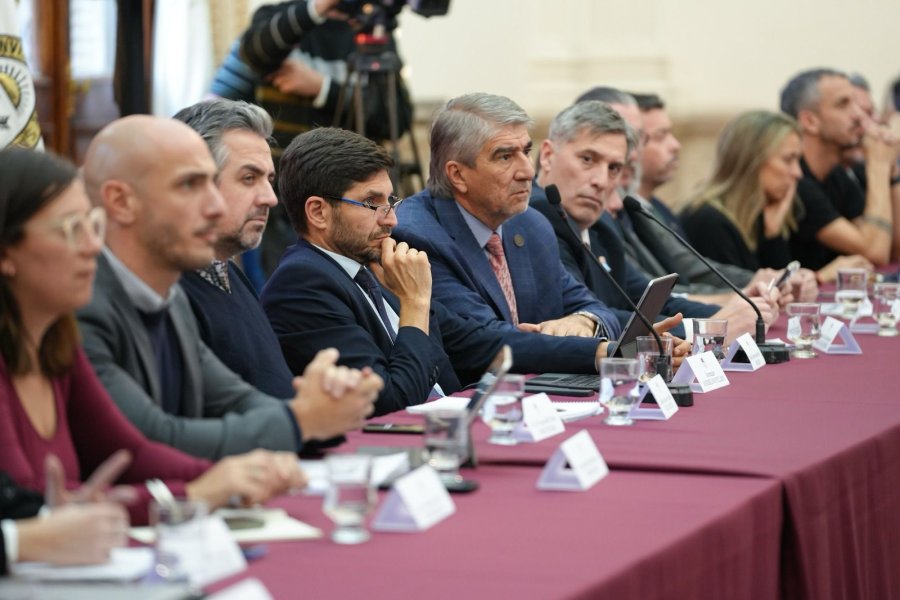 JUNTA PROVINCIAL DE SEGURIDAD. El gobernador santafesino estuvo presente en el encuentro que se desarroll&oacute; hoy en Rosario.