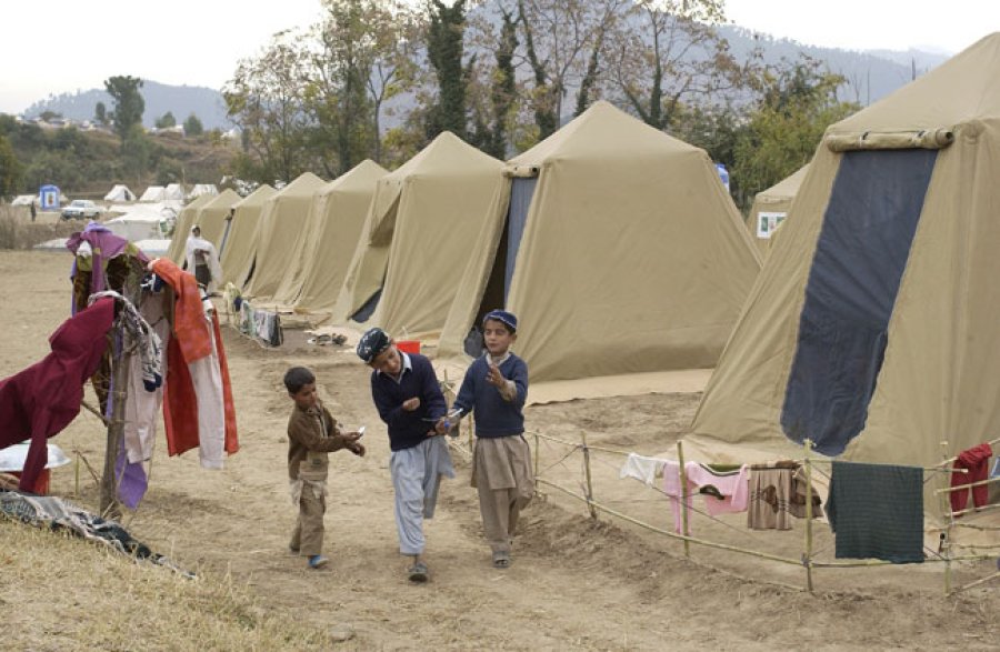 Campamento de refugiados en Shinkiari. Pakist&aacute;n.