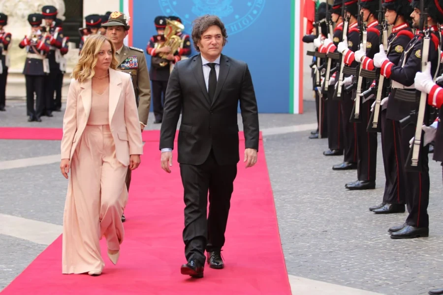 El&nbsp;presidente&nbsp;Javier Milei,&nbsp;junto a su par italiana Giorgia Meloni.