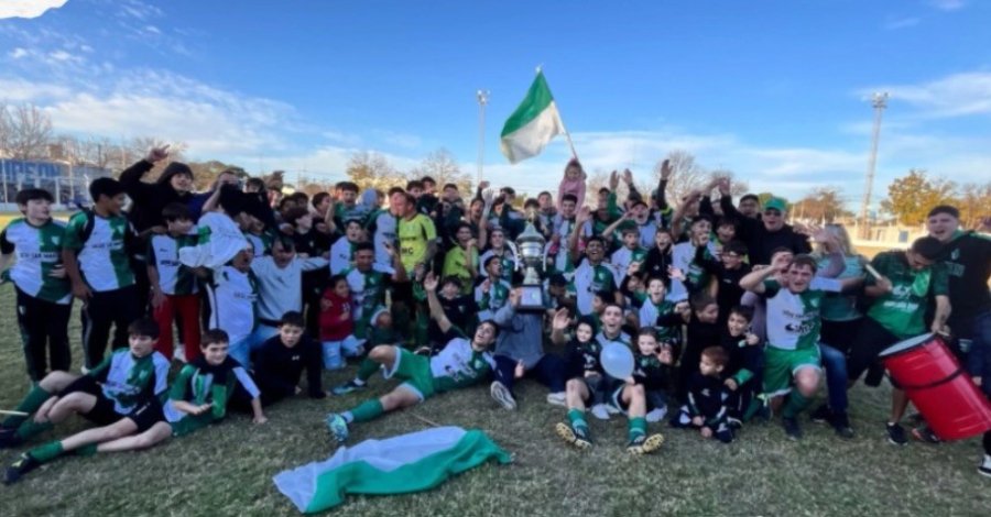 BROWN DE SAN VICENTE GRIT&Oacute; CAMPE&Oacute;N DE LA COPA DEPARTAMENTO CASTELLANOS 2025