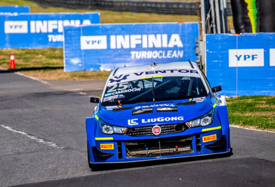 Marcelo Ciarrocchi gan&oacute; con el Fiat Cronos en Rosario.