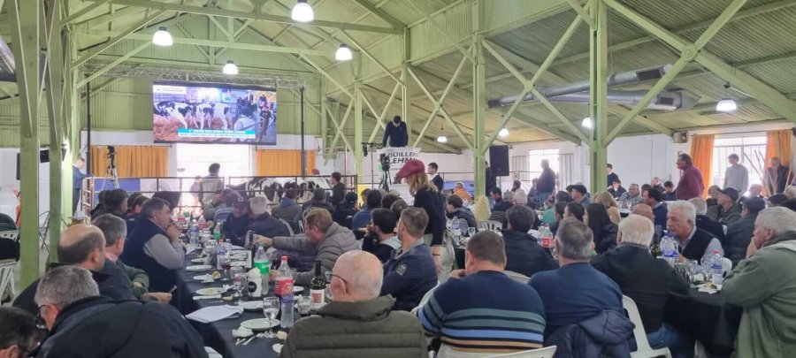 TERCERA EDICION.  Alrededor de 300 productores de toda la regi&oacute;n participaron del evento que se desarroll&oacute; este viernes en la Sociedad Rural de Rafaela.