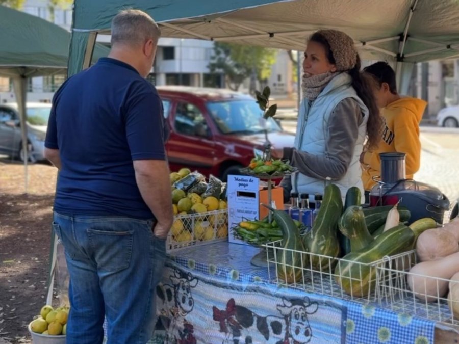 La feria reuni&oacute; en esta oportunidad a 10 emprendedores locales.
