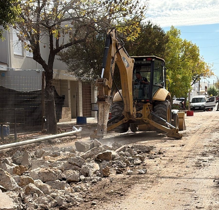 Aguas Santafesinas retomar&aacute; los trabajos de renovaci&oacute;n del colector cloacal de calle Tucum&aacute;n.