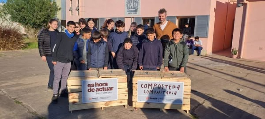 los escolares que participaron de la capacitaci&oacute;n.