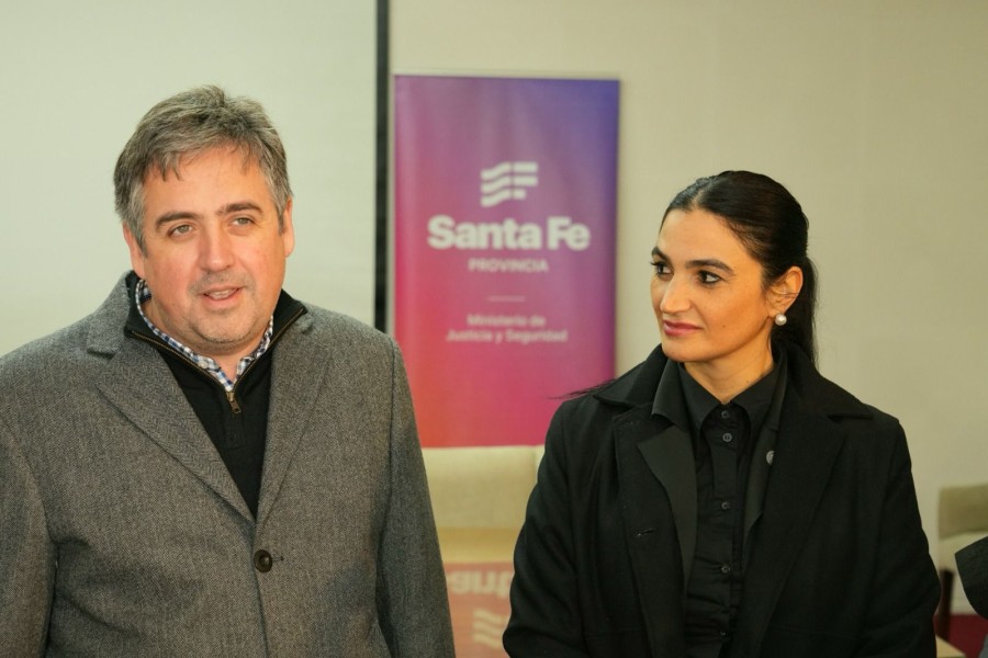 La abogada Eva Cainelli asumi&oacute; como nueva directora.