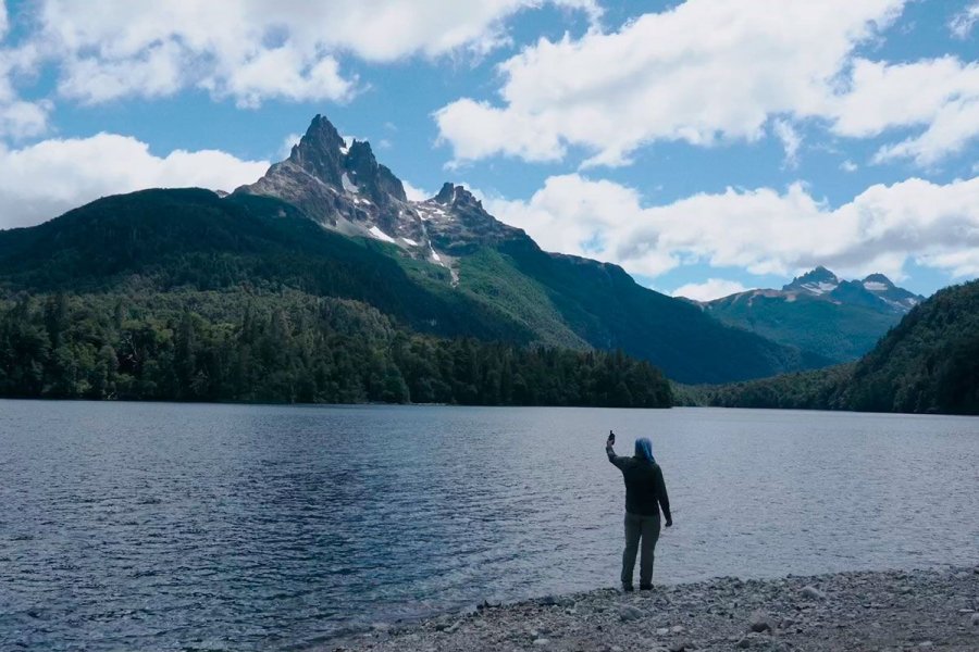 "Lago escondido, soberan&iacute;a en juego".
