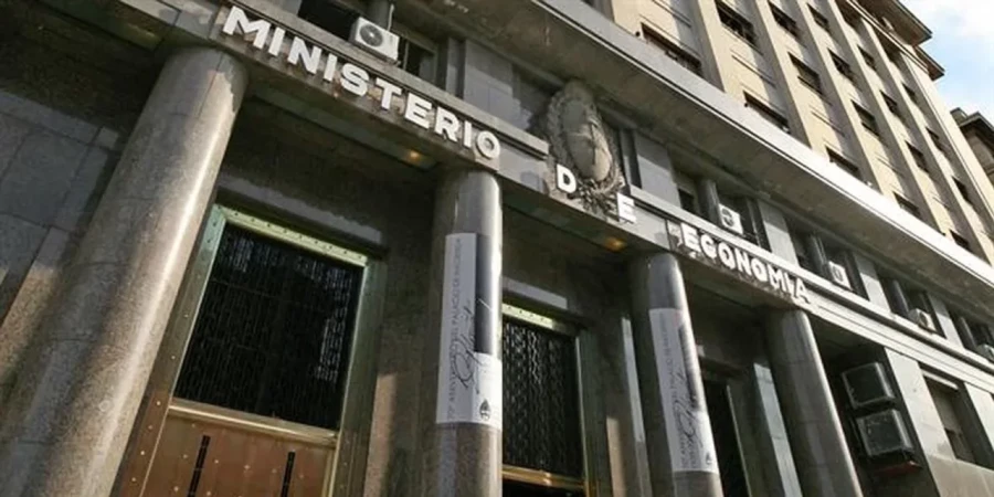 Para Econom&iacute;a, el d&eacute;ficit de cuenta corrientes es porque el pa&iacute;s crece.