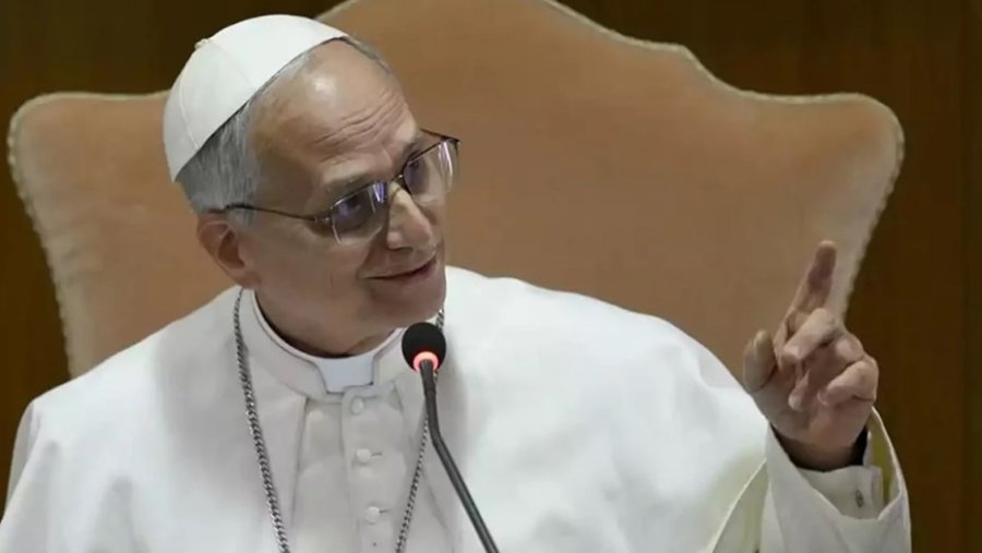 EN LA BASILICA DE SAN PEDRO. El Pont&iacute;fice manifest&oacute; su profundo dolor por el enfrentamiento entre peregrinos y ucranianos, calific&aacute;ndola como "una guerra sin sentido".