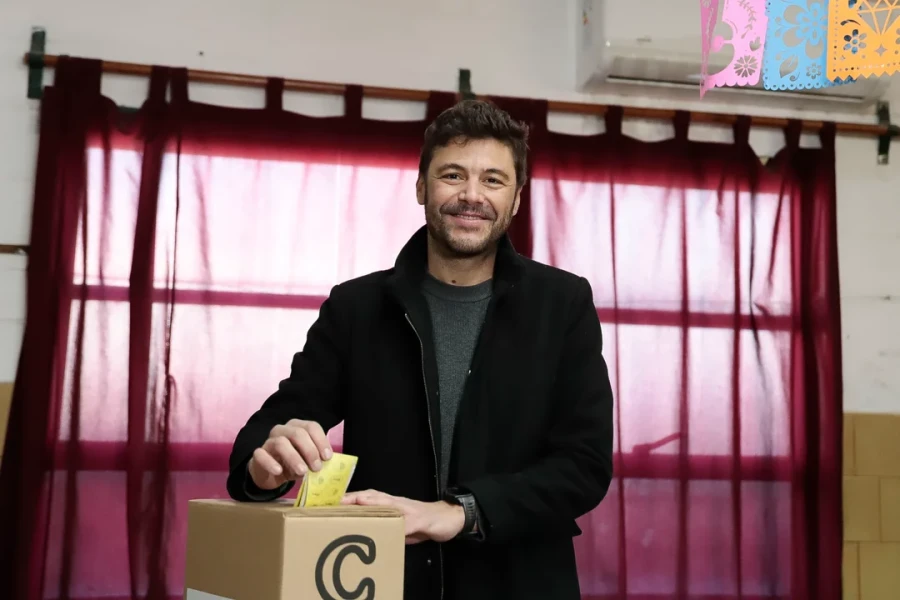 Juan Monteverde gan&oacute; en Rosario y se consolida como una de las caras de la renovaci&oacute;n peronista en la Provincia.