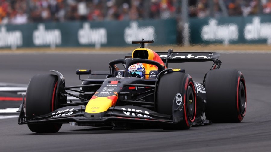 Max Verstappen sorprendi&oacute; a los McLaren en Silverstone.