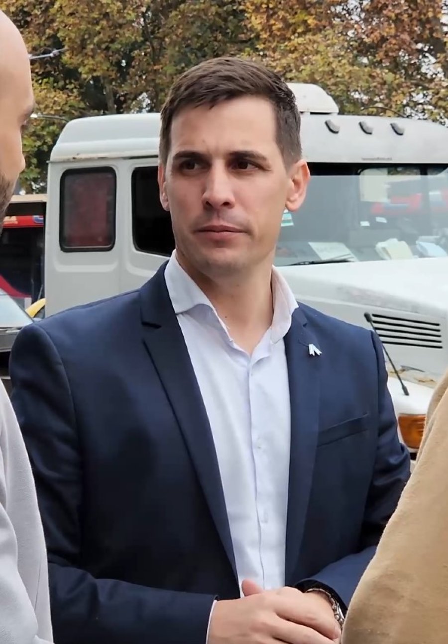 Viotti se present&oacute; en la Agencia de Administraci&oacute;n de Bienes del Estado.
