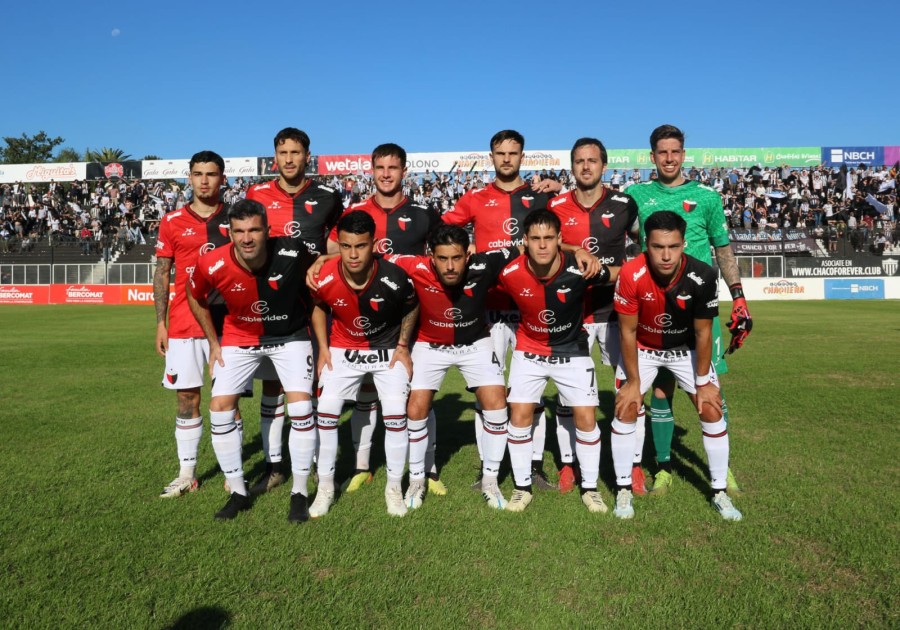 Col&oacute;n cay&oacute; con Chaco For Ever.