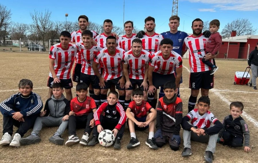 TALLERES DE MAR&Iacute;A JUANA LE GAN&Oacute; UN PARTIDAZO A ZEN&Oacute;N PEREYRA Y LE QUIT&Oacute; LA CIMA