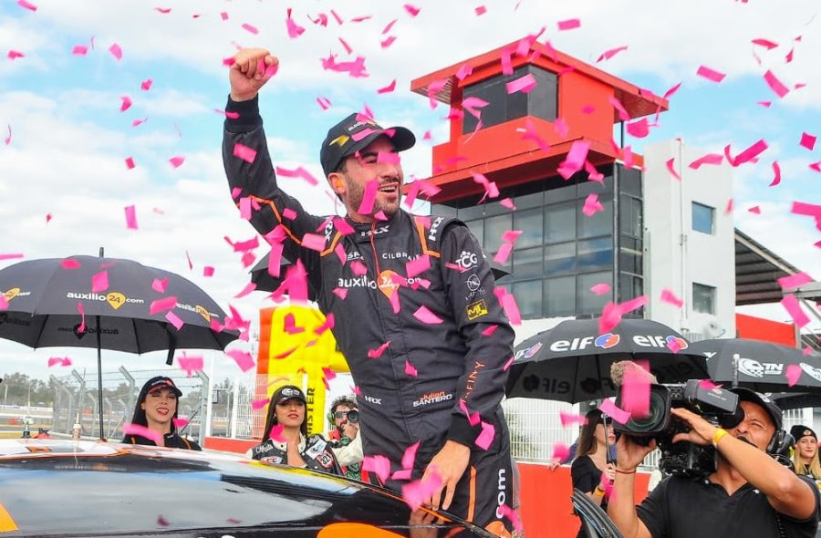 Juli&aacute;n Santero festej&oacute; su segundo triunfo del a&ntilde;o en la Clase 3.