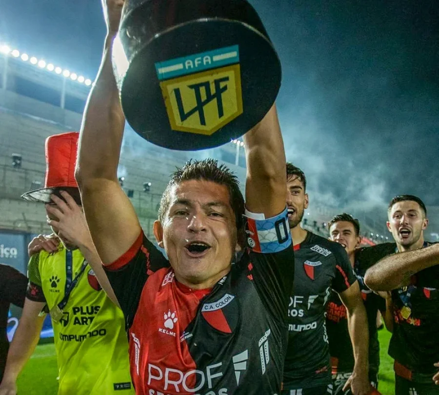 El "Pulga" Rodr&iacute;guez vuelve a Col&oacute;n de Santa Fe.