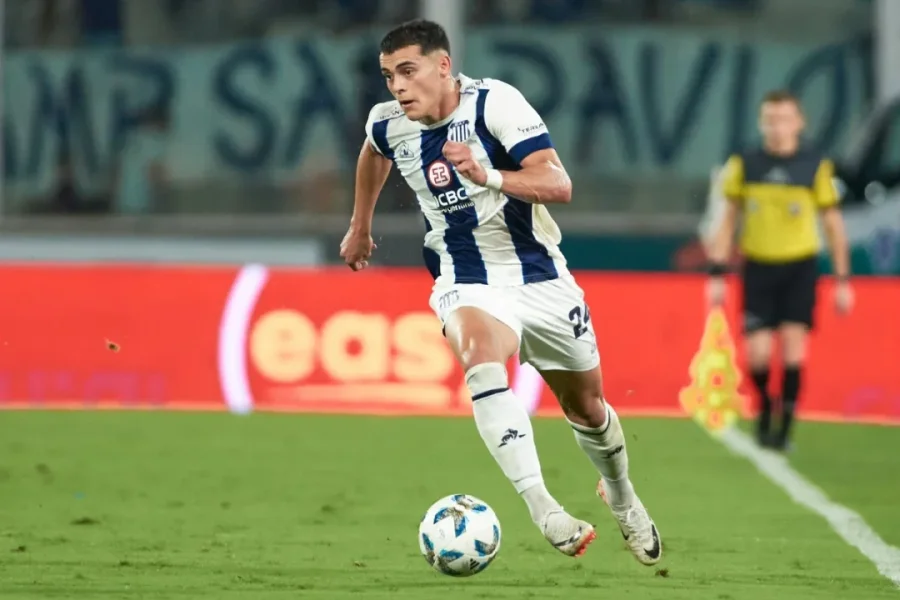 Ram&oacute;n Sosa jugando para Talleres de C&oacute;rdoba.