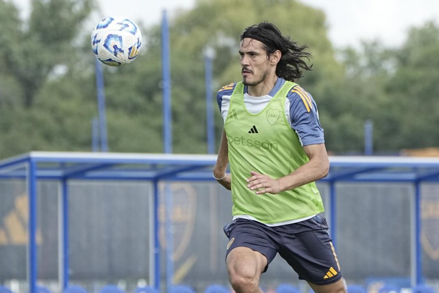 El goleador uruguayo comenz&oacute; la semana a la par del grupo