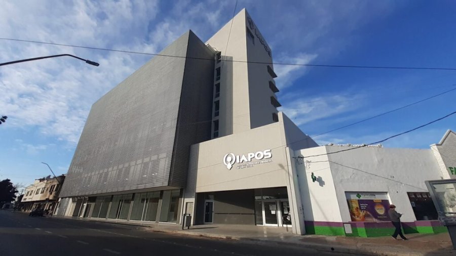 SEDE DE IAPOS. Hay un gran malestar de los afiliados de la obra social por aumentos y falta de informaci&oacute;n.