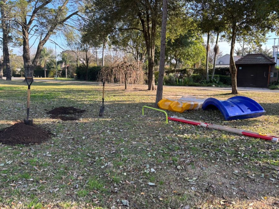 Se instalaron nuevos juegos en la Plazoleta &ldquo;El M&aacute;stil&rdquo;, ubicada en barrio Brigadier L&oacute;pez.