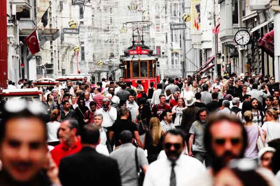 Actualmente existen 7.888 millones habitantes de todo el mundo y se espera que para el 2030 sobrepase la cifra de los 8.600 millones.