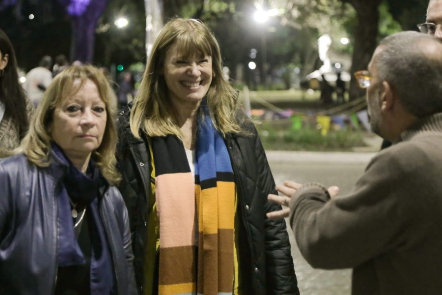 La ministra de Cultura de la Provincia, Susana Rueda, junto a la secretaria de Educaci&oacute;n y Cultura de la Municipalidad de Rafaela, Norma Becchio, el martes pasado en la apertura del Festival de Teatro
