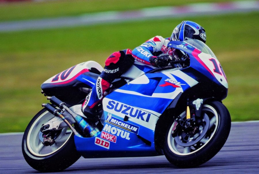 Kenny Roberts, con Suzuki, gan&oacute; en 500cc en Buenos Aires en 1999.