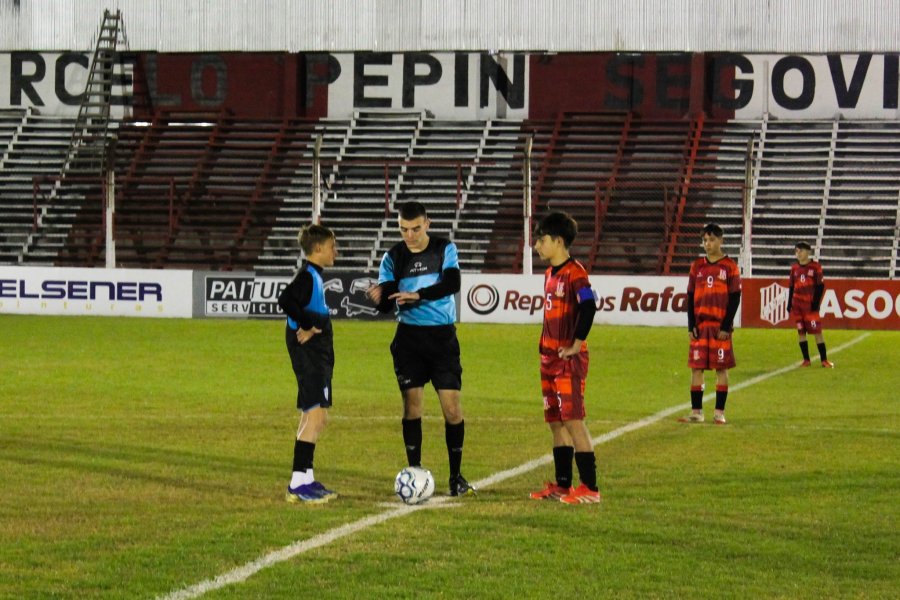 A DIVERTIRSE. Los chicos de las Ligas disputar&aacute;n el torneo.