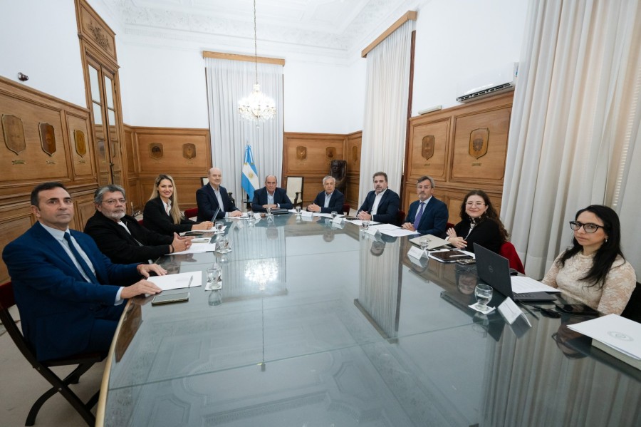 El Consejo de Mayo se enfoc&oacute;, en su segunda reuni&oacute;n, en una eventual reforma laboral aunque sin avances concretos.