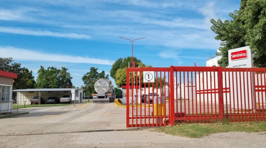 VERONICA, EN LA MIRA. La Secretar&iacute;a de Trabajo y el gremio l&aacute;cteo Atilra desestimaron el Proceso Preventivo de Crisis que present&oacute; la empresa.