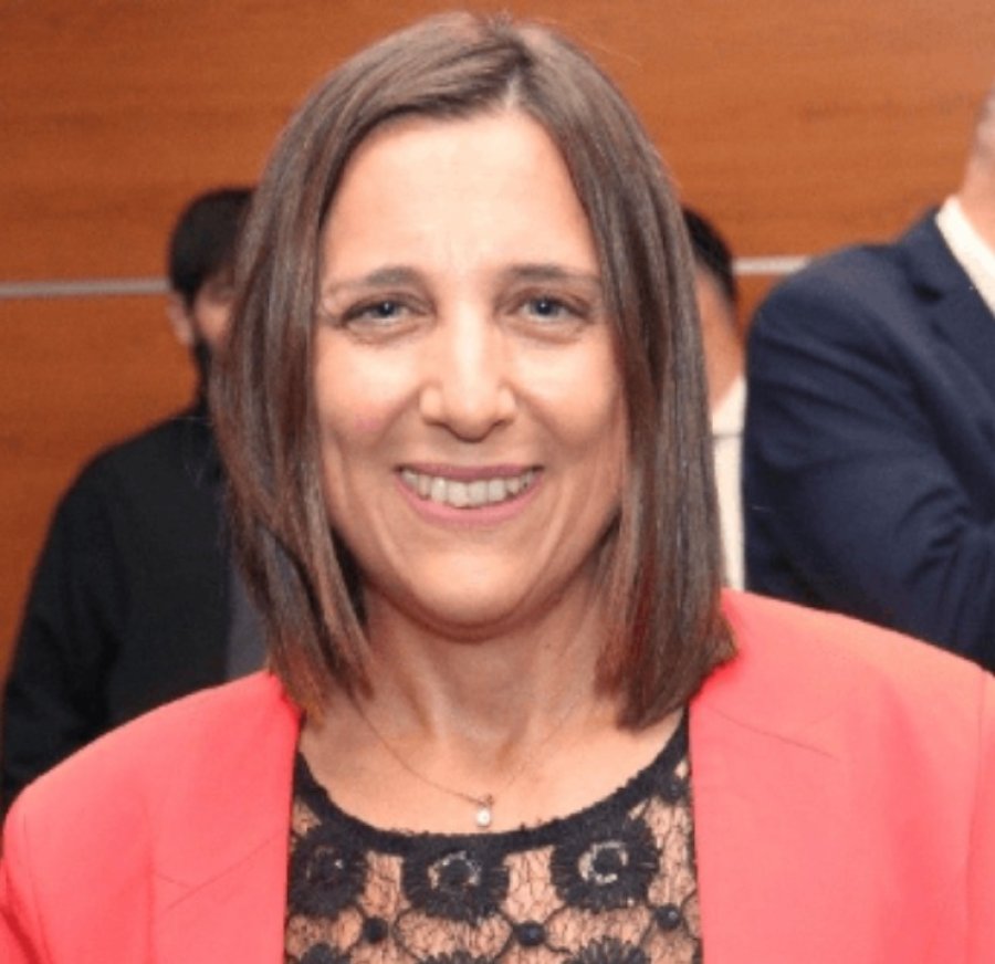 La Dra. Mar&iacute;a Jos&eacute; &Aacute;lvarez Tremea present&oacute; un proyecto ante la Convenci&oacute;n Reformadora sobre el derecho al agua.