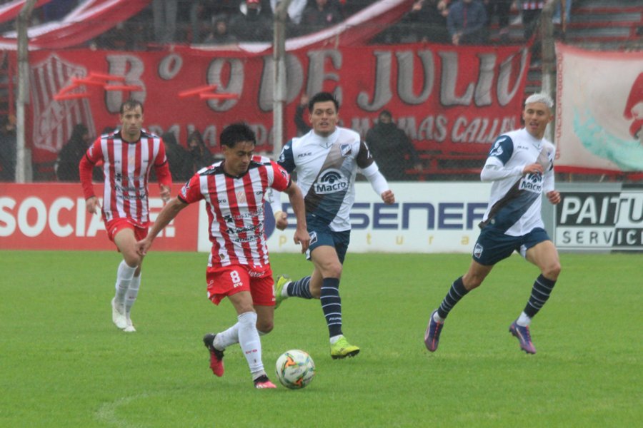 SUMA Y SUMA. El Le&oacute;n est&aacute; segundo en la Zona Campeonato B.