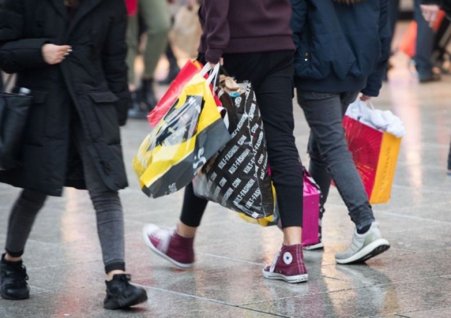 SIGUE AVANZANDO. El consumo privado tuvo un incremento de 12,1% interanual en junio.