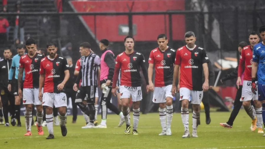 SE CORTO LA REACCION. El Sabalero perdi&oacute; tras dos victorias consecutivas.