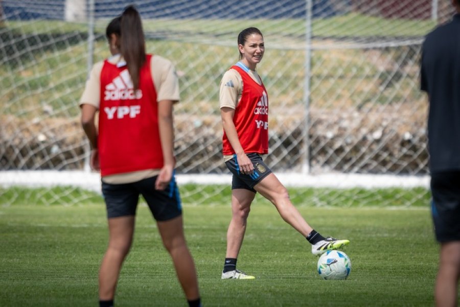 La capitana de la Selecci&oacute;n Argentina Aldana Cometti.