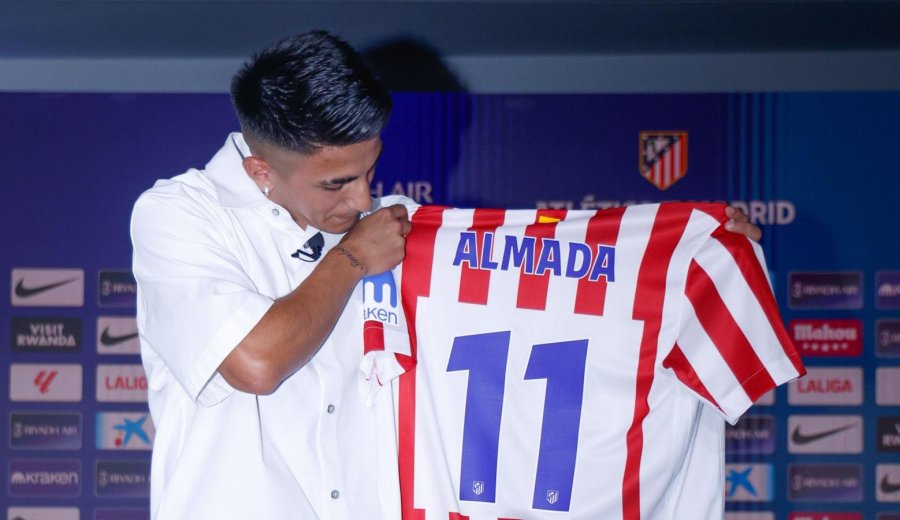 ALMADA. / "Era mi sue&ntilde;o jugar en Atl&eacute;tico Madrid".