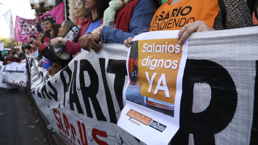 NO HUBO AVANCES. La reuni&oacute;n paritaria entre los representantes derl gobierno provincial y los de salud tambi&eacute;n pas&oacute; a un cuarto intermedio hasta la pr&oacute;xima semana.