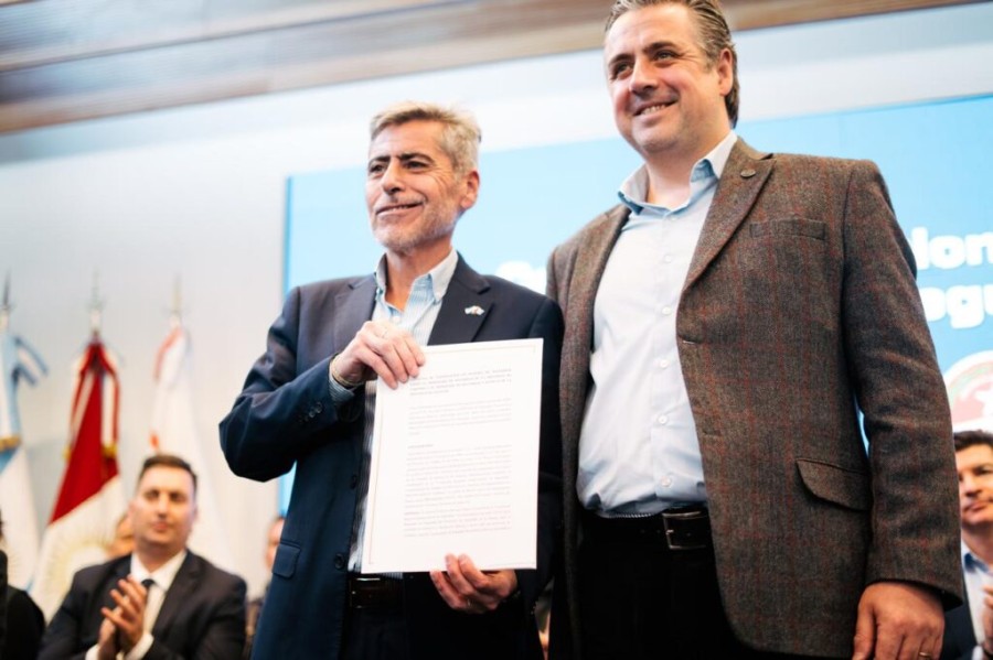 Los ministros de Seguridad de C&oacute;rdoba, Juan Pablo Quinteros y de Santa Fe, Pablo Cococcioni.