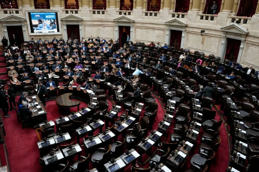 Bloques opositores&nbsp;pidieron una&nbsp;sesi&oacute;n especial.