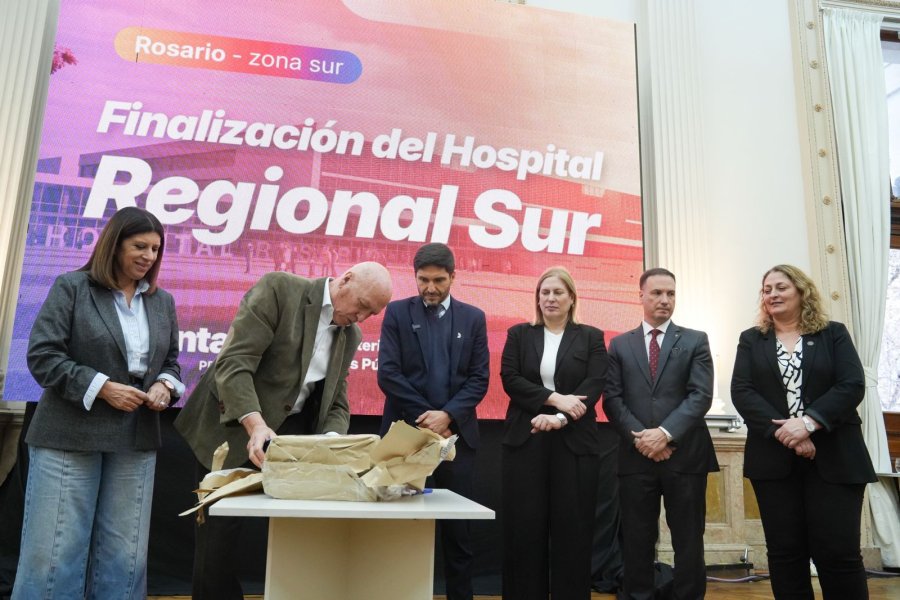 Clara Garc&iacute;a, Antonio Bonfatti, Maximiliano Pullaro, Gisela Scaglia, Lisandro Enrico y Silvia Ciancio.